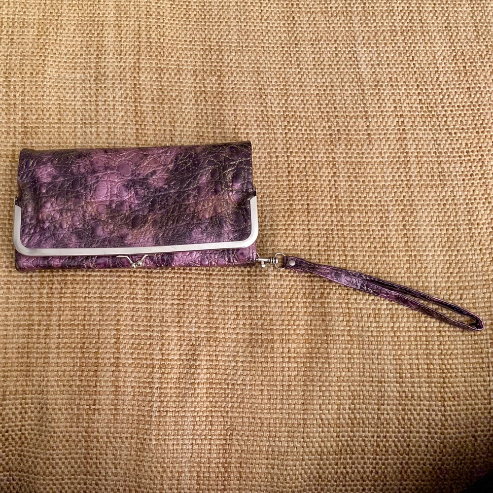 Purple wallet/wristlet.